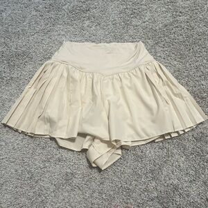 NWT Aerie Cream Pleated Skort